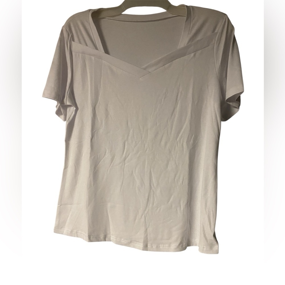 Elegant white Women's Top